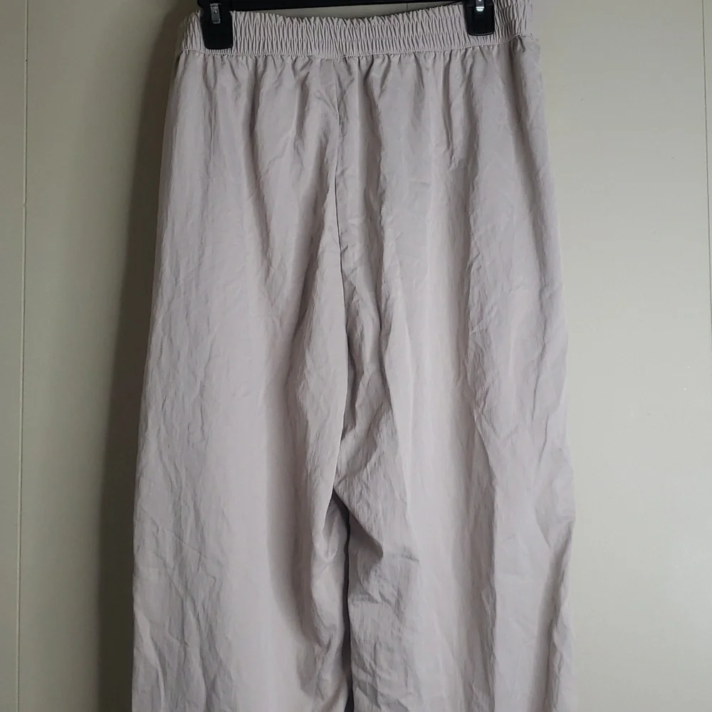 Women's Straight Relaxed High Rise Ankle Parachute Pants Tan 14 A New Day - Picture 8 of 9